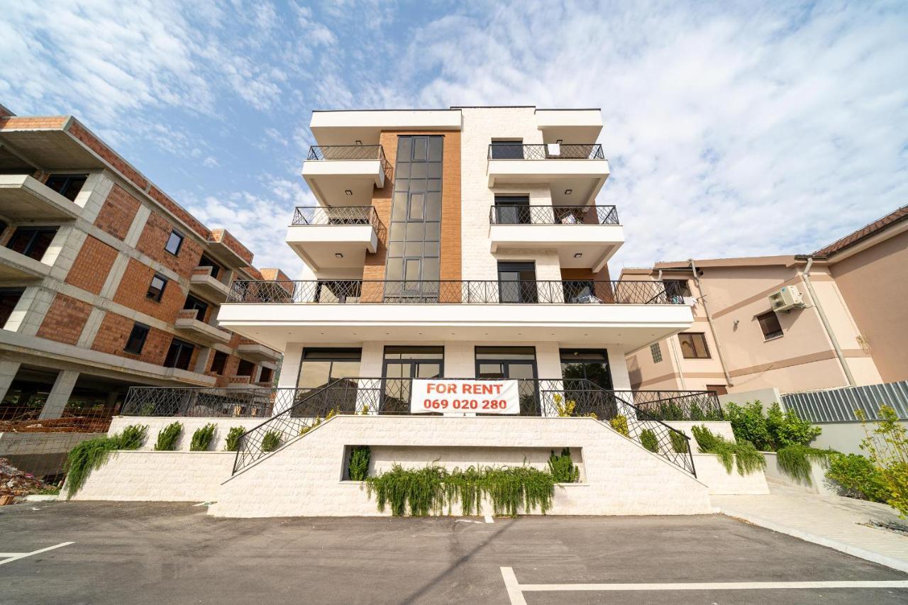 Studio Apartment N2 Tivat Exteriör bild